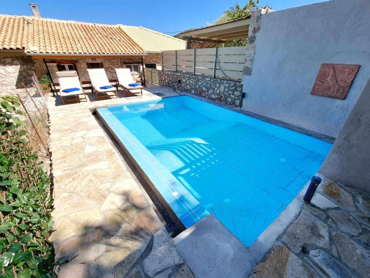 Karya Boutique Mansion Villa Karia  Exterior photo